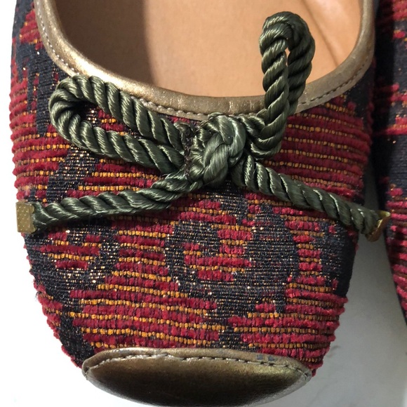 Shoes size 10 - Picture 8 of 8